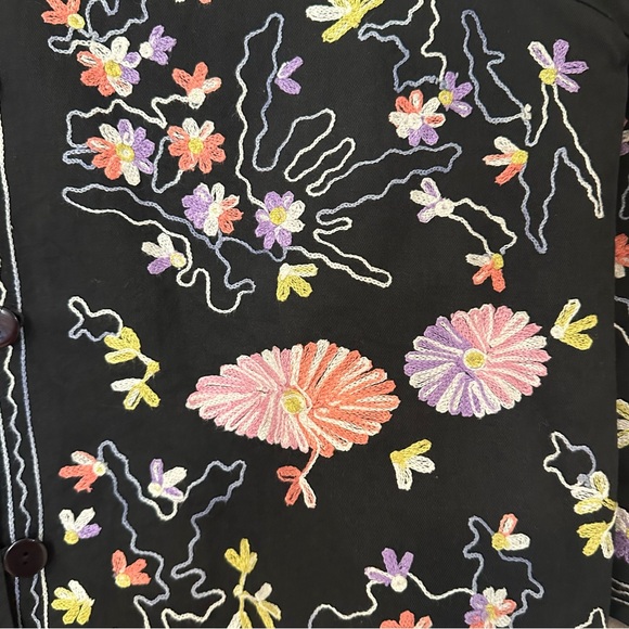 Vintage Embroidered Artsy Kimono Style Floral Black Button Down Jacket size XL - Picture 8 of 10